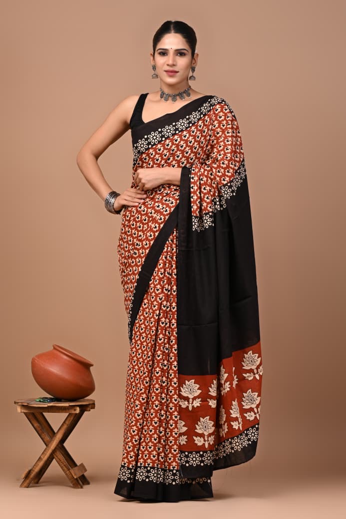 Terracotta Elegance Cotton Mulmul Saree💫