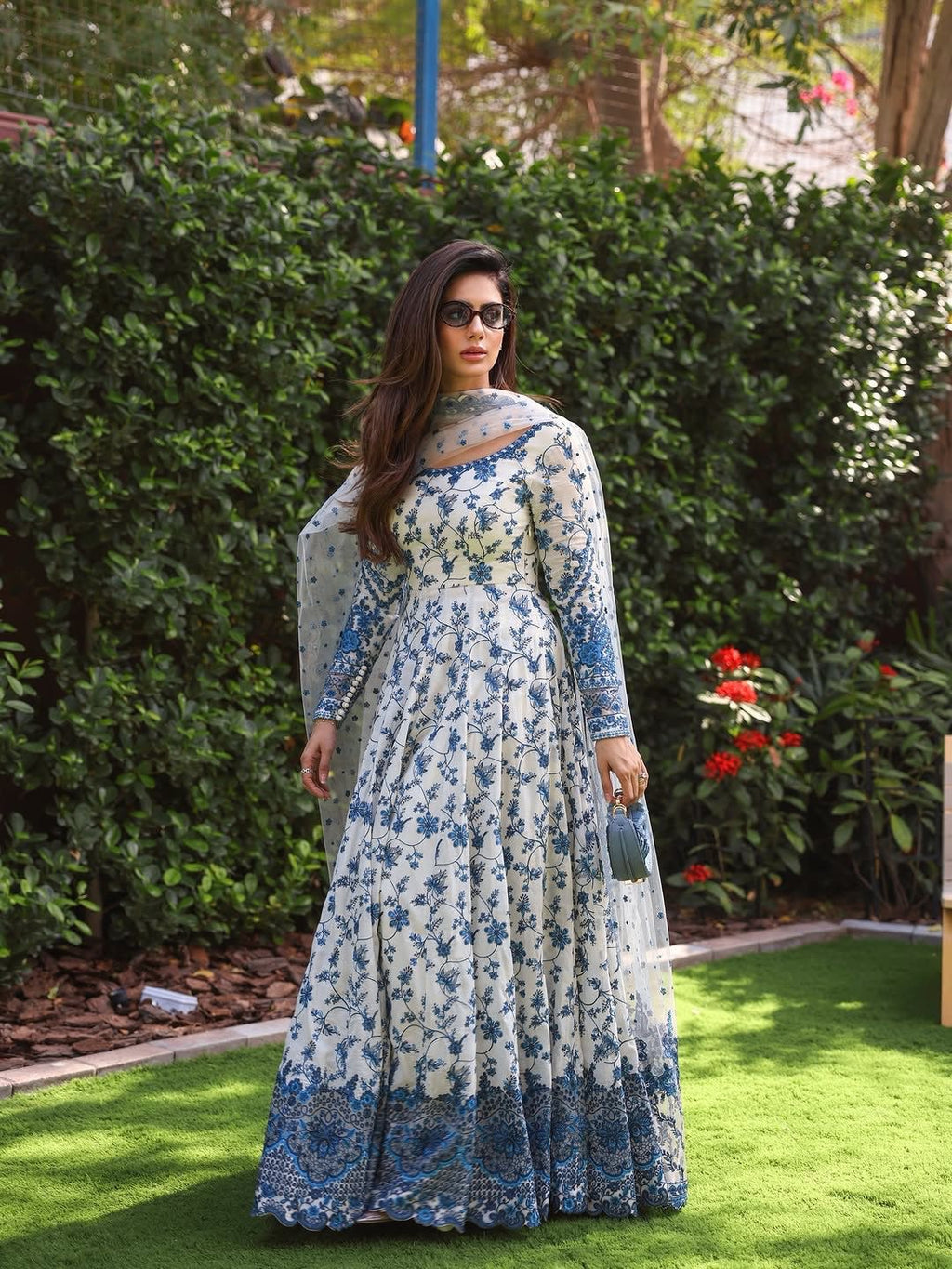 ✨ Elegant Heavy Embroidered Anarkali Suit Set