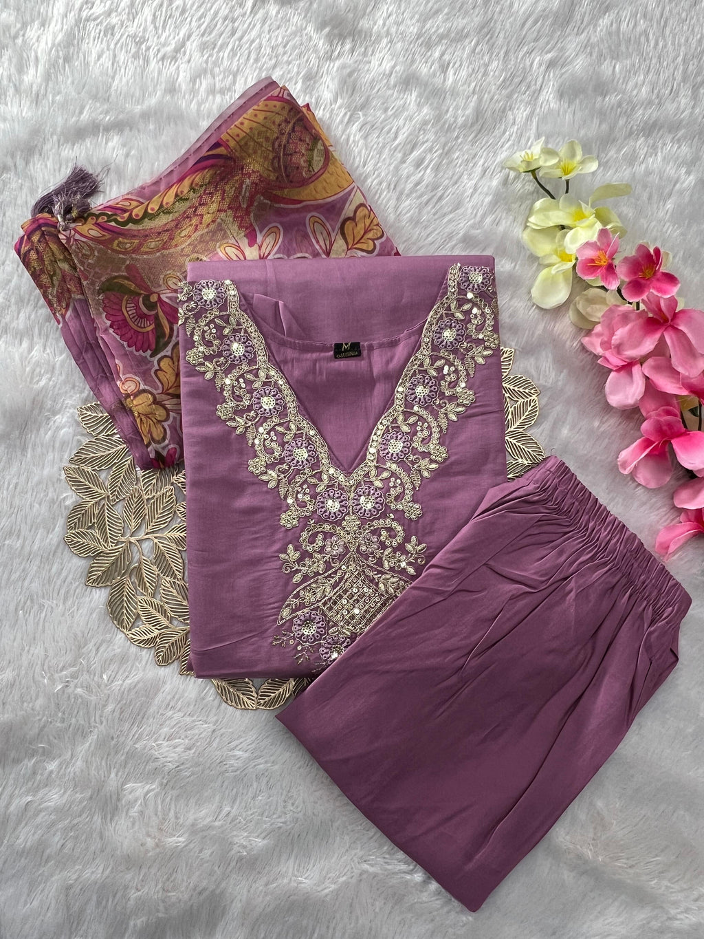 ✨ Elegant Mauve Roman Silk Suit Set