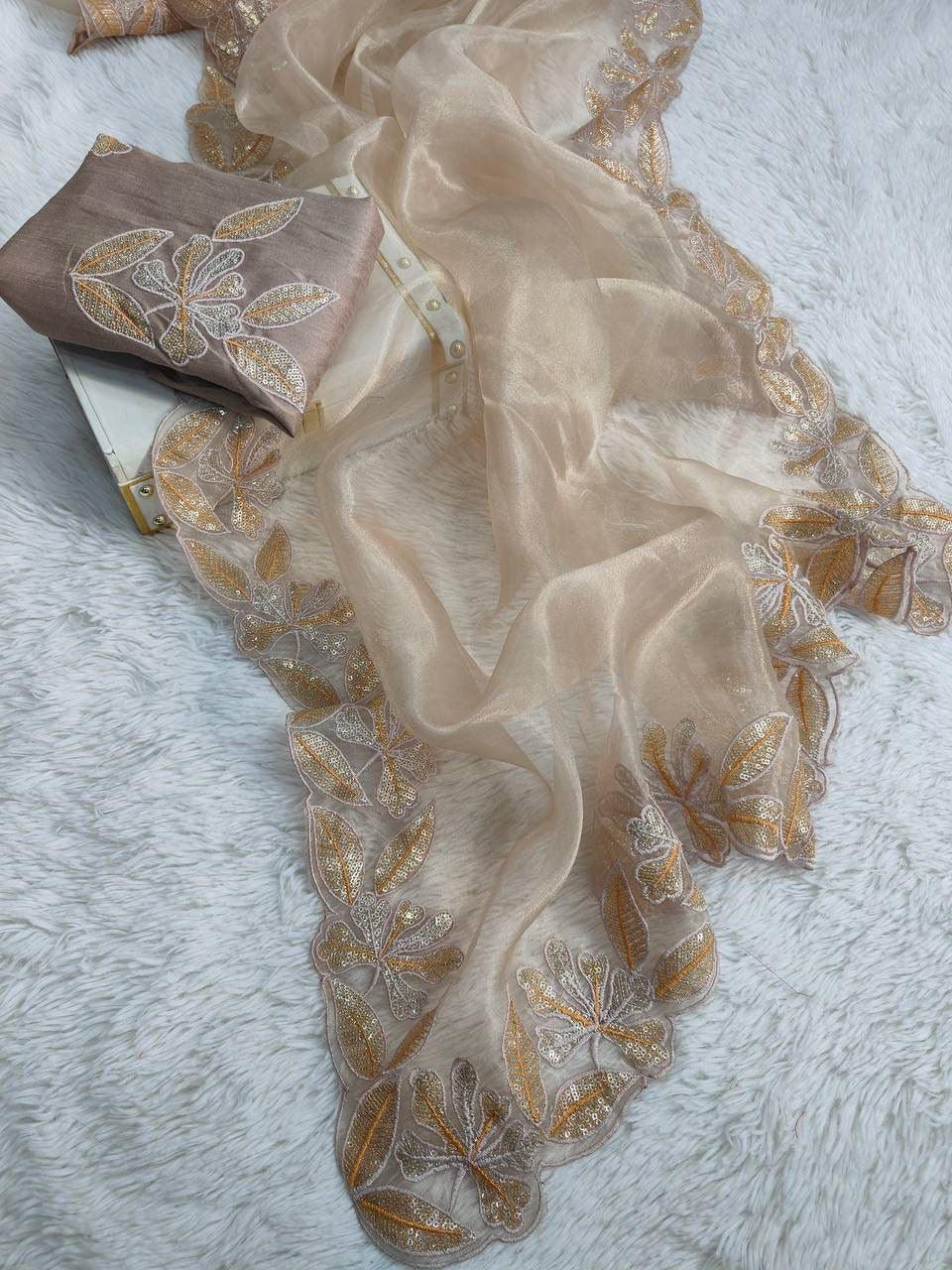 Premium Sindhur Organza Silk Saree✨