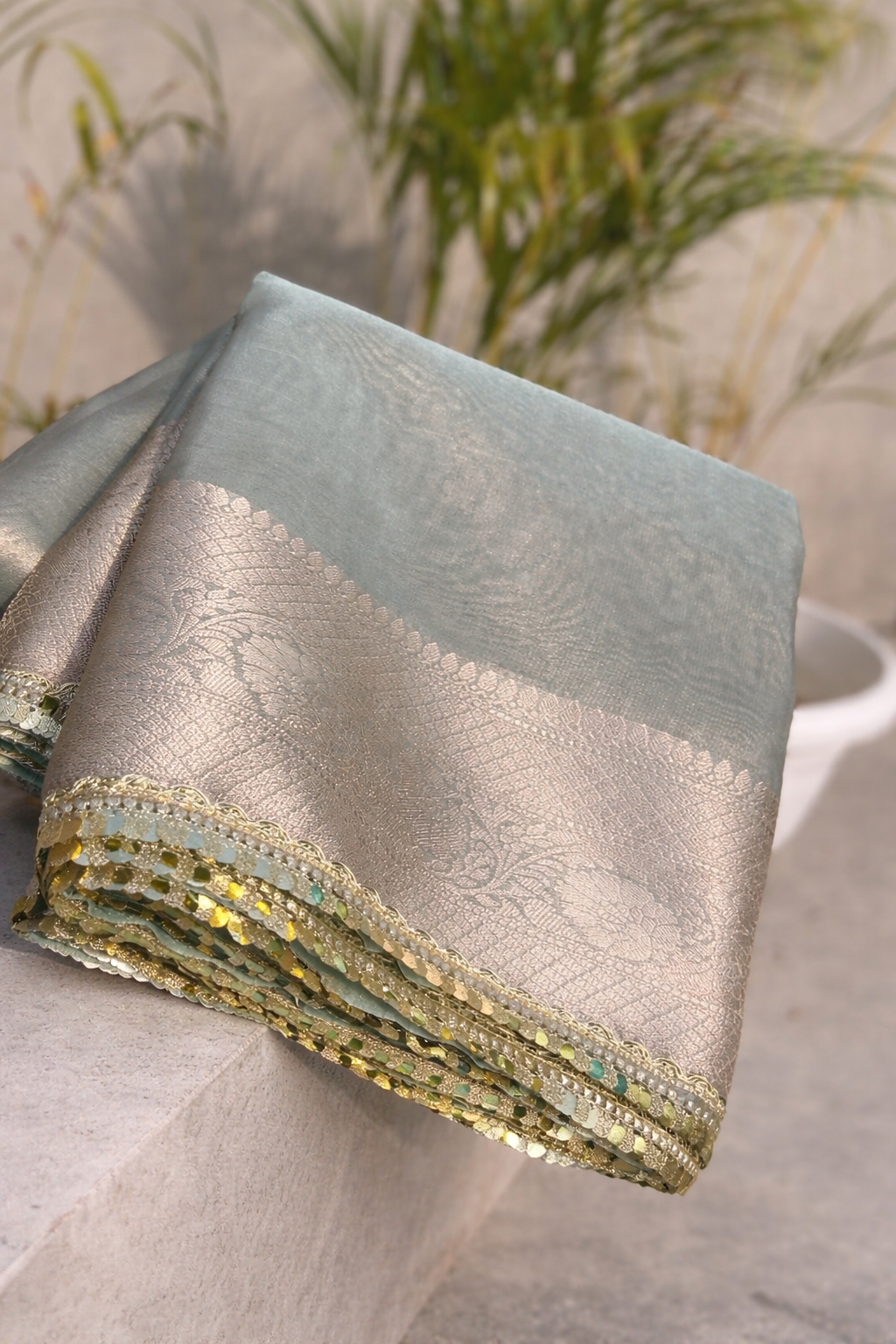 ✨ Elegant Pink Banarasi Tissue Saree