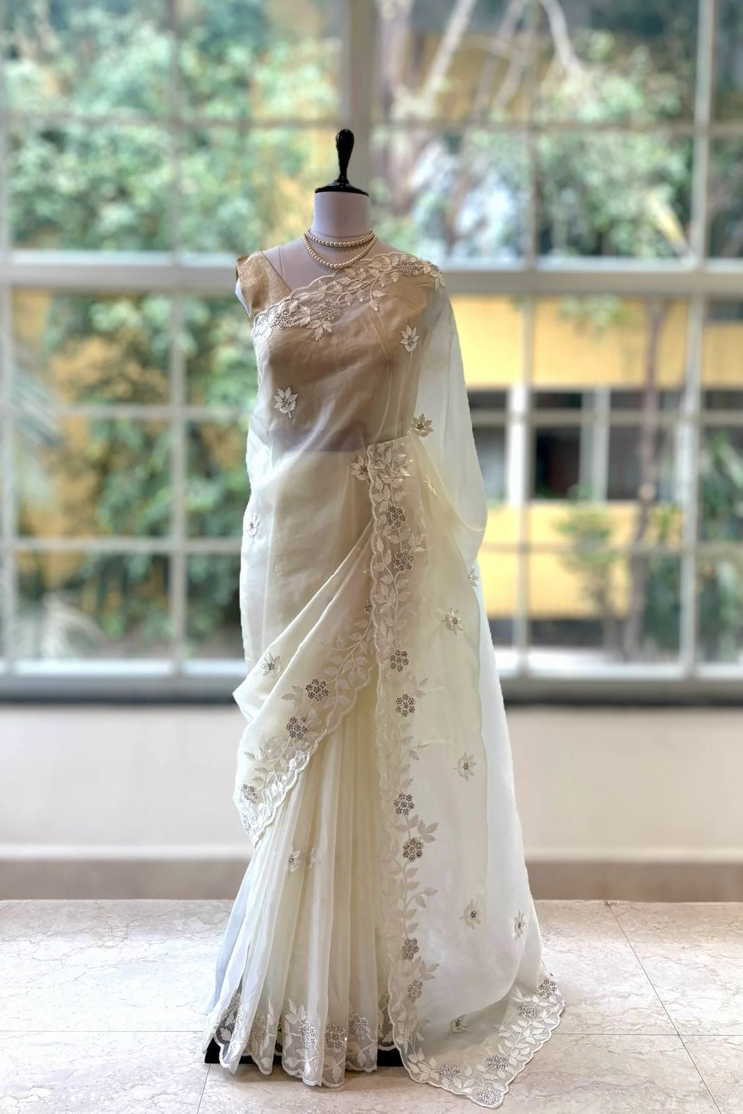Elegant Pure Organza Saree with Thread & Siroski Work