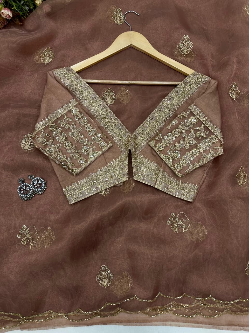 Elegant Pure Organza Embroidered Saree with Valmoti Handwork Border