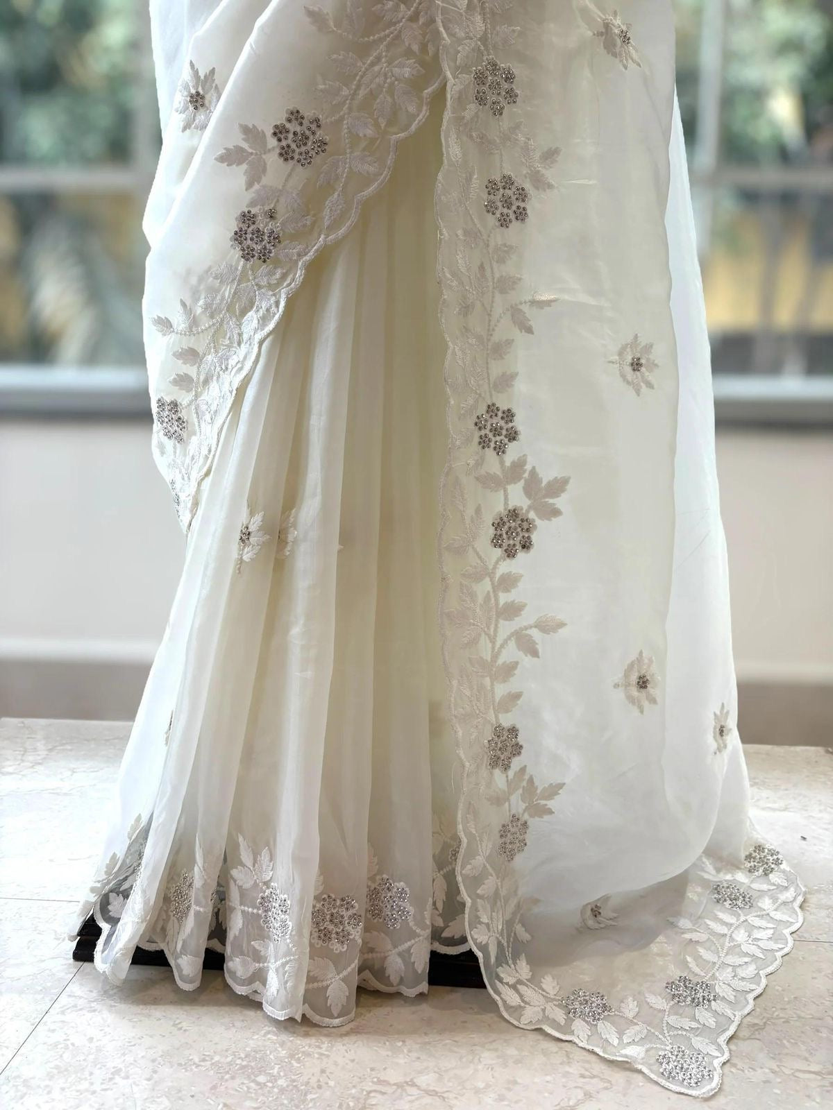 Elegant Pure Organza Saree with Thread & Siroski Work