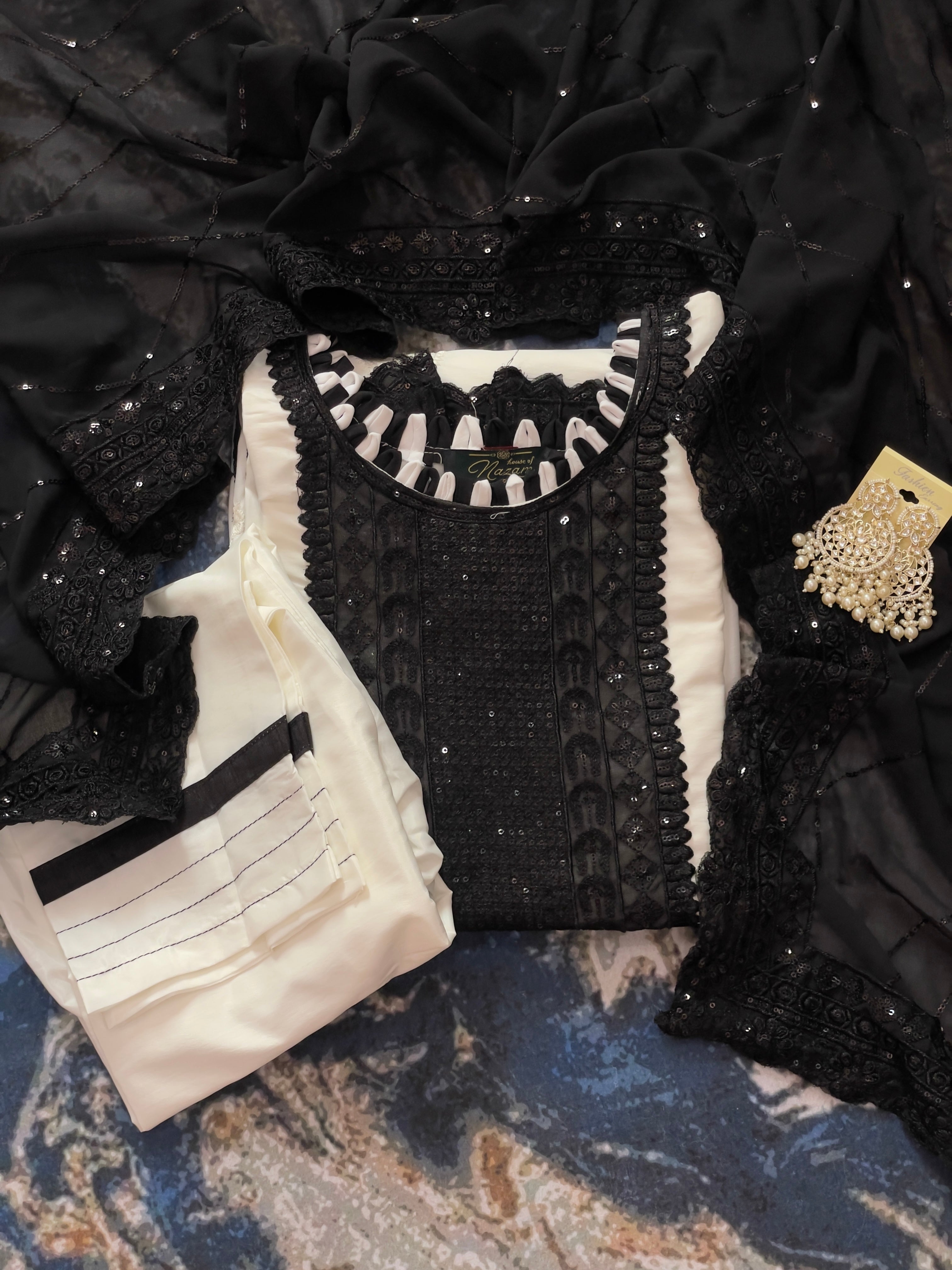 ✨ Designer Pakistani Suit Set – Elegant Black & White ✨