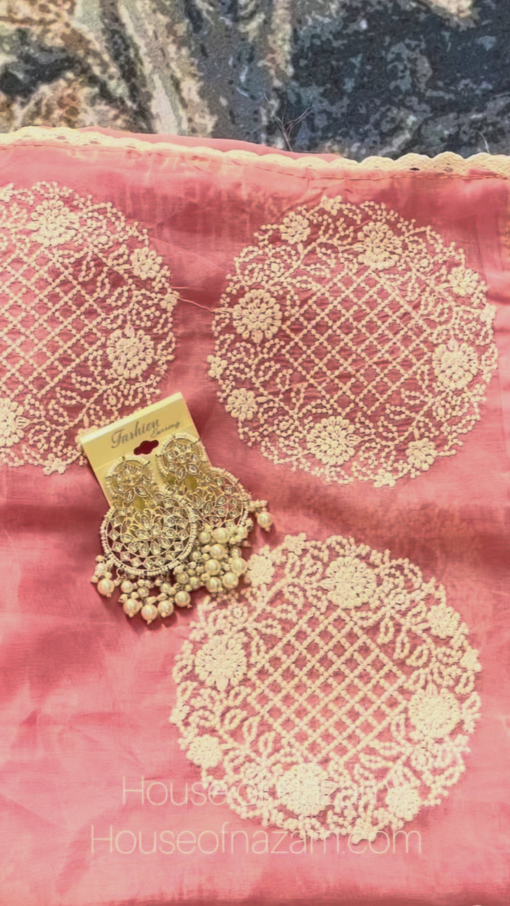 🌸Noor-e-Gulaab Organza Saree 🌸